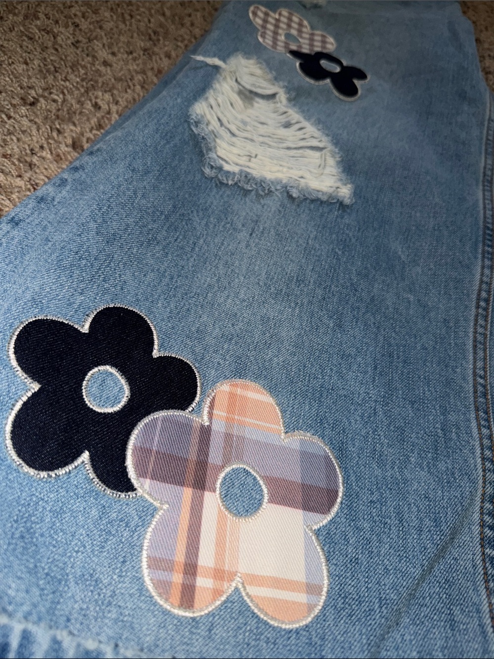 BDG Skater Baggy Jeans - Picture 4 of 6